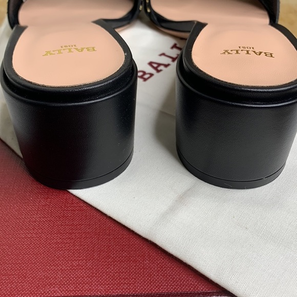 Bally‎ Peoni 40mm Studded Leather Slide Mules sz 38 - Picture 6 of 8